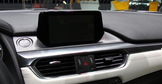 上海車展成車載觸控風(fēng)向標(biāo) 沒有觸摸中控怎敢稱豪車?