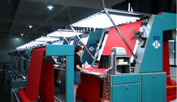 工業安卓一體機連接MES系統助力服裝生產線制造智能化生產執行！